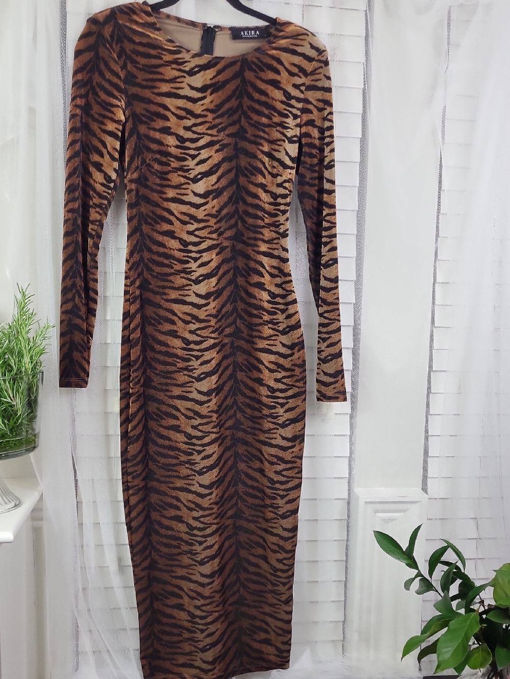 AKIRA‎ Hot Tiger slip-on Maxi Dress. Size S